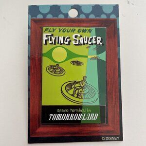 Disney 04 Disneyland Attraction Poster Series LE Pin TOMORROWLAND Flying Saucer